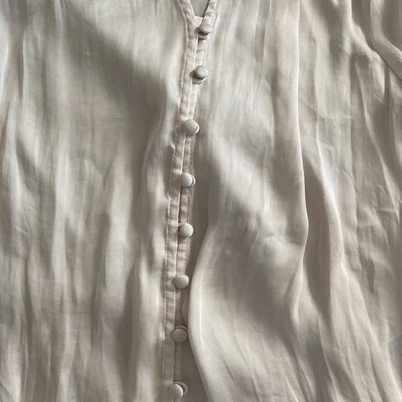 Banana Republic pearl blouse - XS - Picture 3 of 6